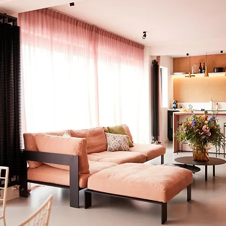 The Pink Penthouse דירה *